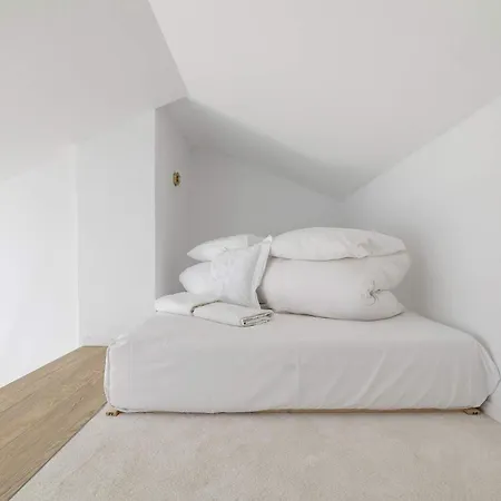 Apartment Beautiful With Air Conditioning For 2 Guests By Renters Krakow